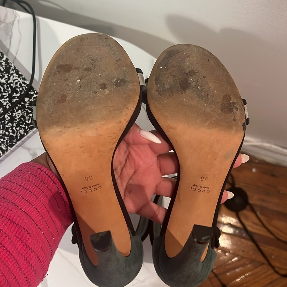 Light blue color blocked suede Gucci sandals - Picture 7 of 7